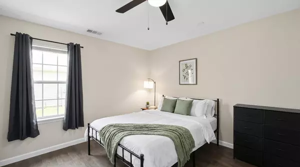 Coliving in Wolf Creek - Sw Dallas, Dallas