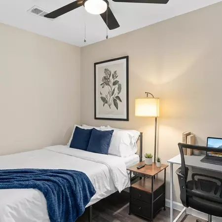 Coliving in Wolf Creek - Sw Dallas, Dallas