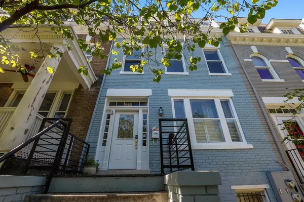 Coliving in Mount Pleasant - NW DC, Washington DC