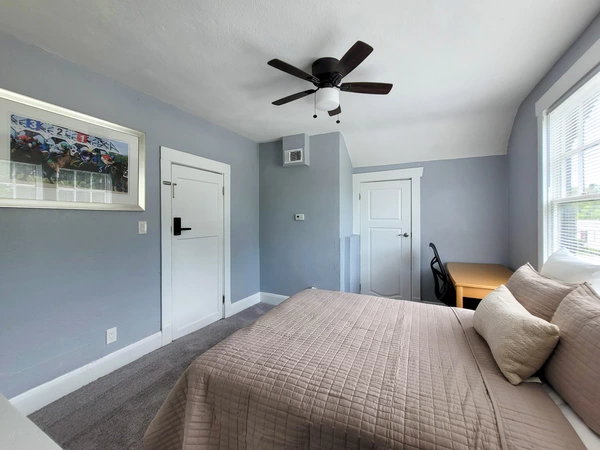 Coliving in Ybor City - Central Tampa, Tampa