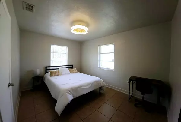 Coliving in Holden Heights - Central Orlando, Orlando