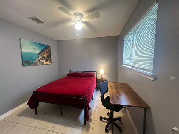 Coliving in East Houston - Ne Houston, Houston