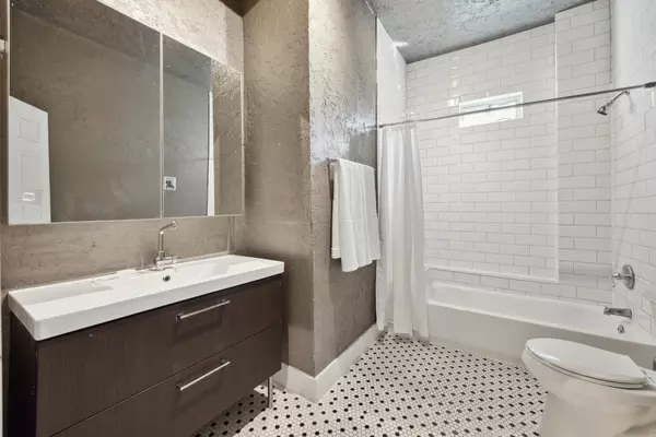 Coliving in Oak Cliff - Sw Dallas, Dallas