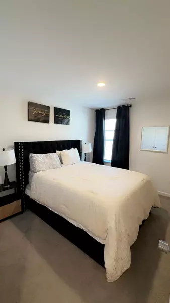 Coliving in Beatties Ford / Trinity - North Charlotte, Charlotte