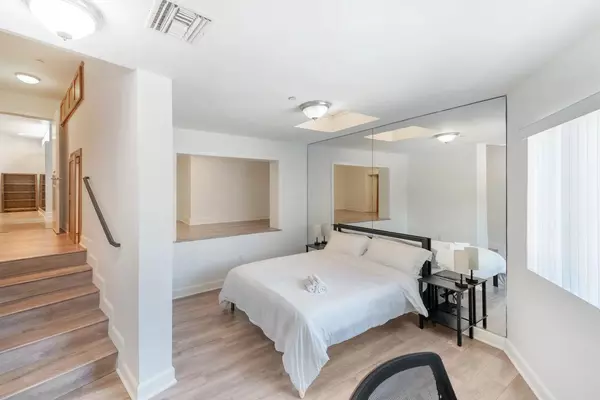 Coliving in Westwood - Westside / South Bay, Los Angeles