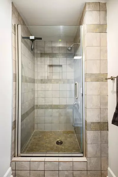 Coliving in Westwood - Westside / South Bay, Los Angeles