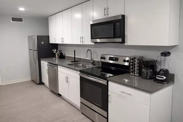 Coliving in Blue Hills - KCMO, Kansas City