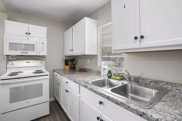 Coliving in Lake Forest - Northside, Jacksonville