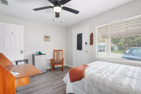Coliving in Lake Forest - Northside, Jacksonville