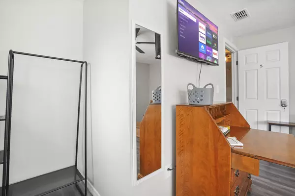 Coliving in Lake Forest - Northside, Jacksonville