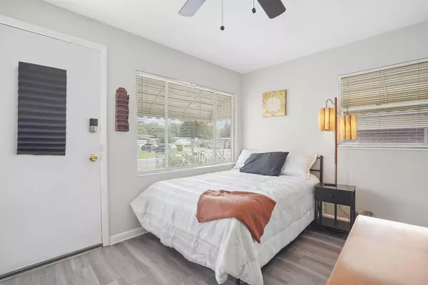 Coliving in Lake Forest - Northside, Jacksonville