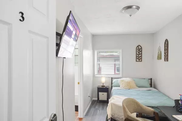 Coliving in Lake Forest - Northside, Jacksonville