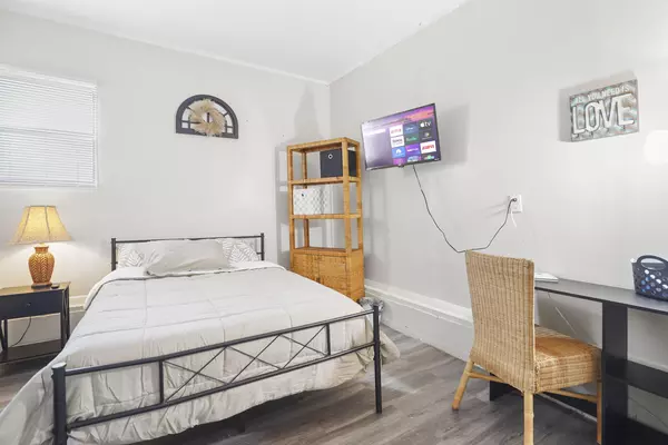 Coliving in Lake Forest - Northside, Jacksonville