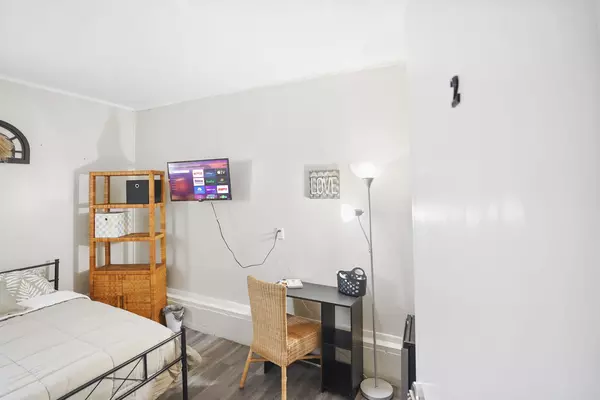 Coliving in Lake Forest - Northside, Jacksonville