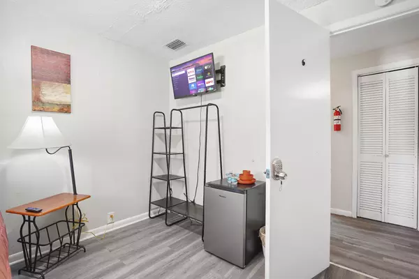 Coliving in Lake Forest - Northside, Jacksonville