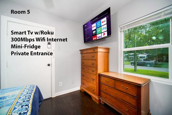 Coliving in Cedar Hills - Westside, Jacksonville