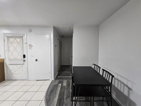 Coliving in Land O' Lakes - North Tampa, Tampa