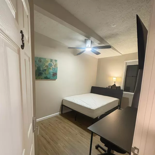 Coliving in Central Southwest - Sw Houston, Houston