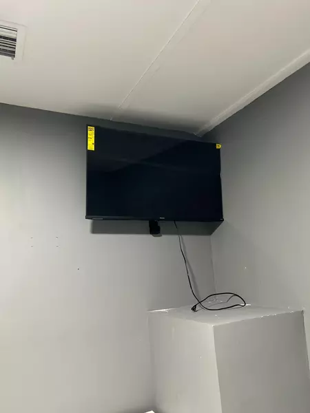 Coliving in Lake Forest - Northside, Jacksonville