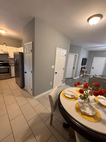 Coliving in Grove Park - West Atl, Atlanta