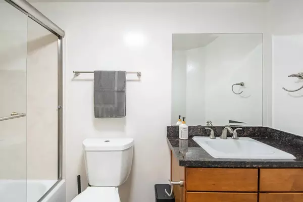 Coliving in Westwood - Westside / South Bay, Los Angeles