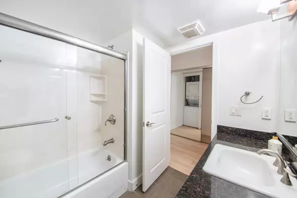 Coliving in Westwood - Westside / South Bay, Los Angeles