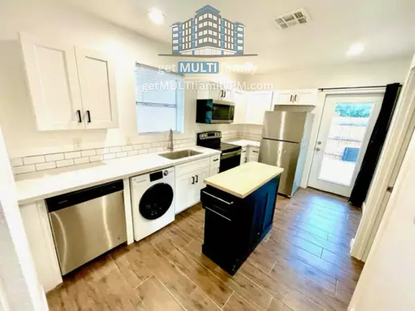 2 bedrooms apartment for rent in Central City - Phoenix, Phoenix