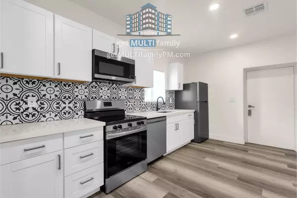 3 bedrooms apartment for rent in Biltmore Area - Phoenix, Phoenix