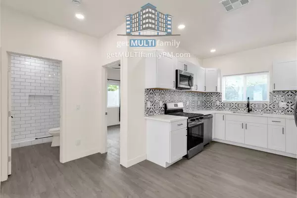 3 bedrooms apartment for rent in Biltmore Area - Phoenix, Phoenix