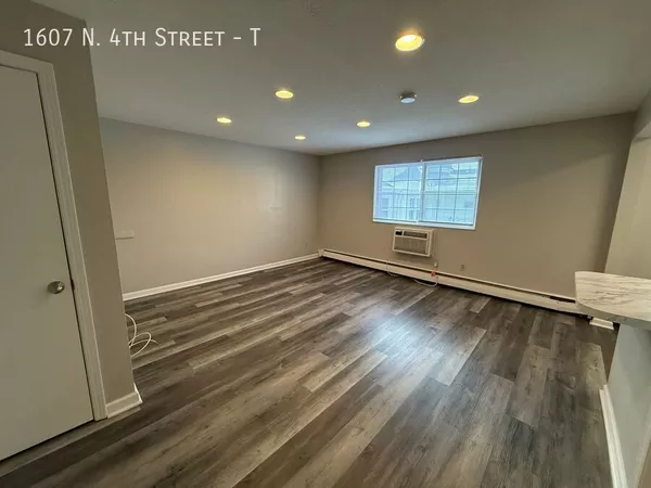 Studio Apartment for rent in Indianola Terrace - North Columbus, Columbus
