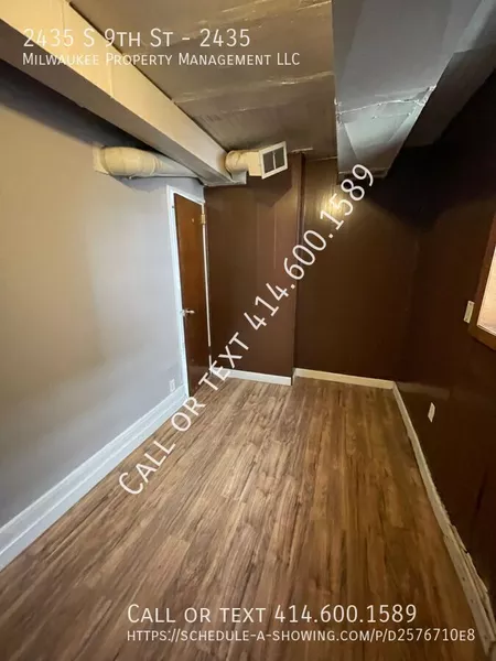 2 bedrooms apartment for rent in Lincoln Village - South Mil, Milwaukee