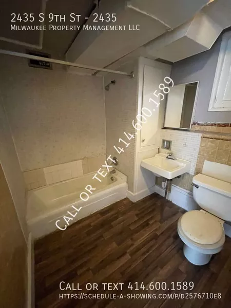 2 bedrooms apartment for rent in Lincoln Village - South Mil, Milwaukee