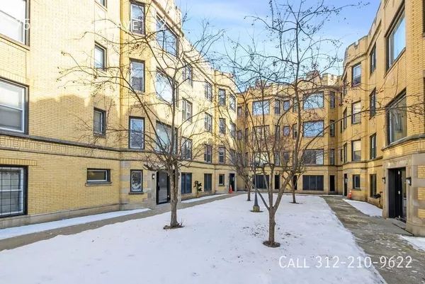 2 bedrooms apartment for rent in South Shore - South Side, Chicago