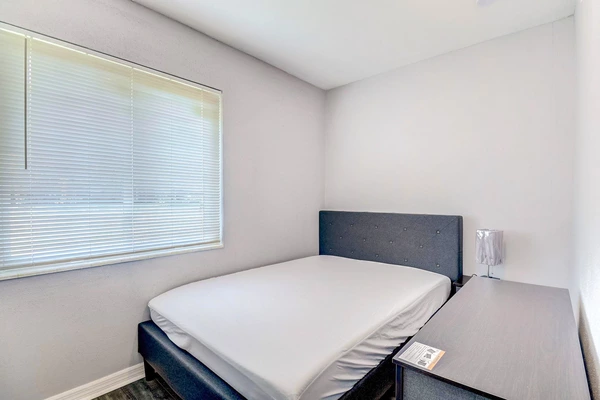 Coliving in Cedar Hills - Westside, Jacksonville