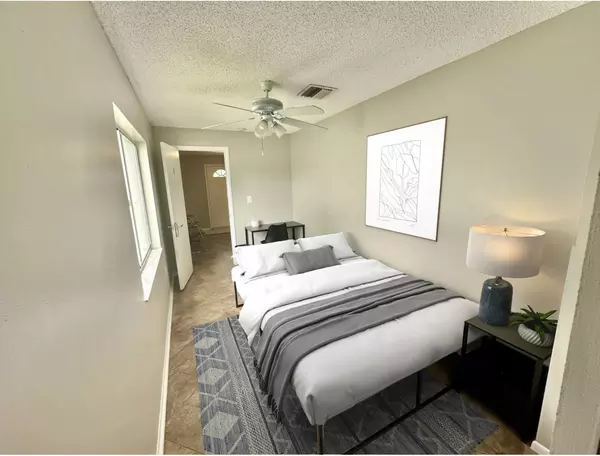Coliving in Land O' Lakes - North Tampa, Tampa