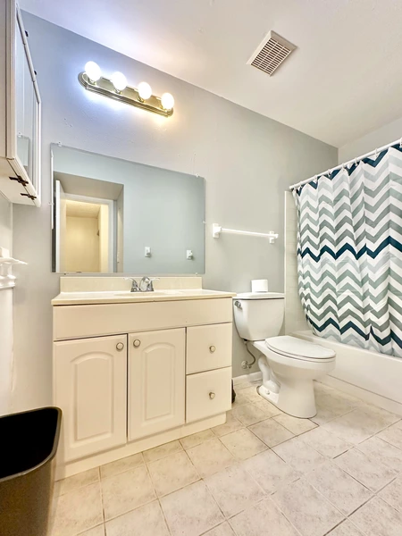 Coliving in Land O' Lakes - North Tampa, Tampa