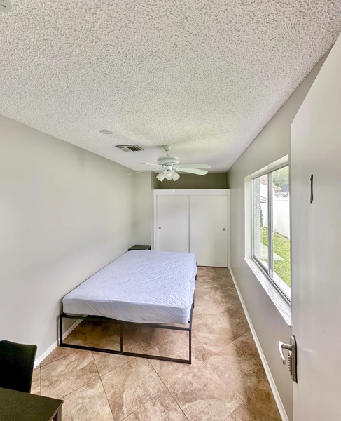 Coliving in Land O' Lakes - North Tampa, Tampa
