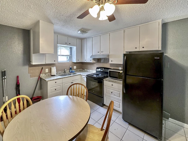 Coliving in Odessa - North Tampa, Tampa