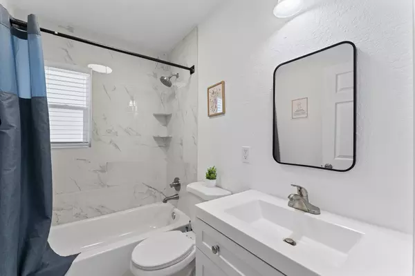 Coliving in Lowry Park Central - North Tampa, Tampa