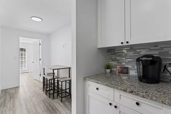 Coliving in Lowry Park Central - North Tampa, Tampa