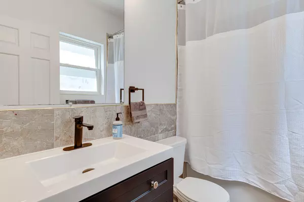 Coliving in Austin - West Side, Chicago