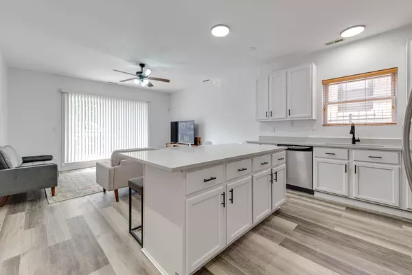 Coliving in Austin - West Side, Chicago