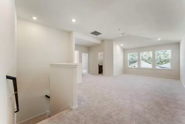 Coliving in The Woodlands - Nw Houston, Houston