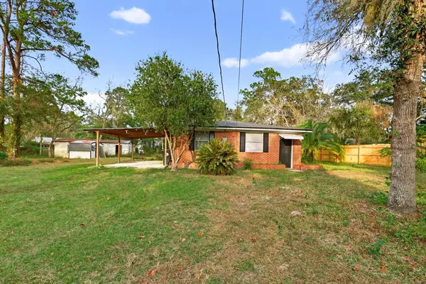 Coliving in Cedar Hills - Westside, Jacksonville