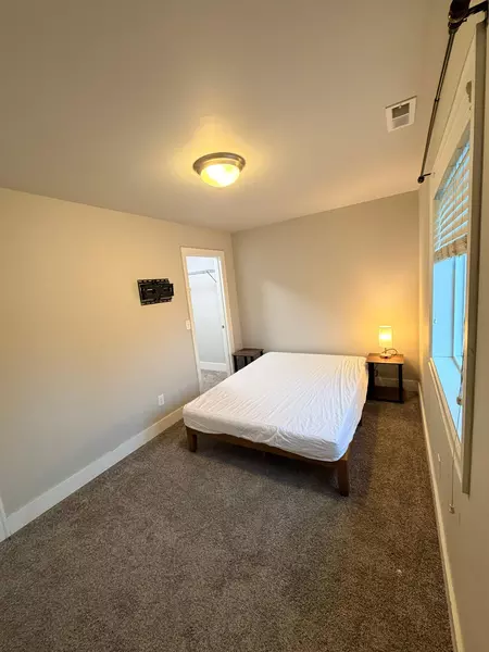 Coliving in Tukwila - South King / Puget Sound, Seattle
