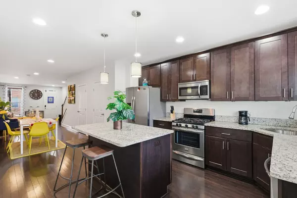 Coliving in Fells Point - Baltimore Metro Area, Washington DC