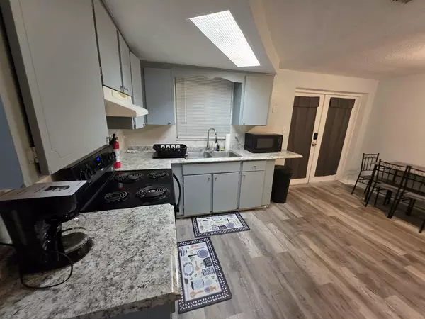 Coliving in Odessa - North Tampa, Tampa