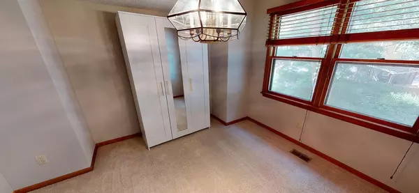 Coliving in Olathe - Outer KCK, Kansas City