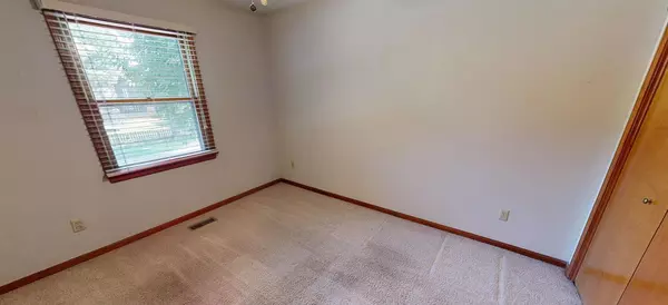 Coliving in Olathe - Outer KCK, Kansas City