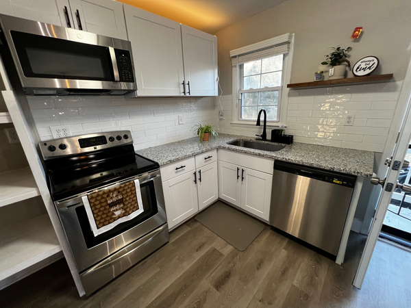 Coliving in Eastway - East Charlotte, Charlotte